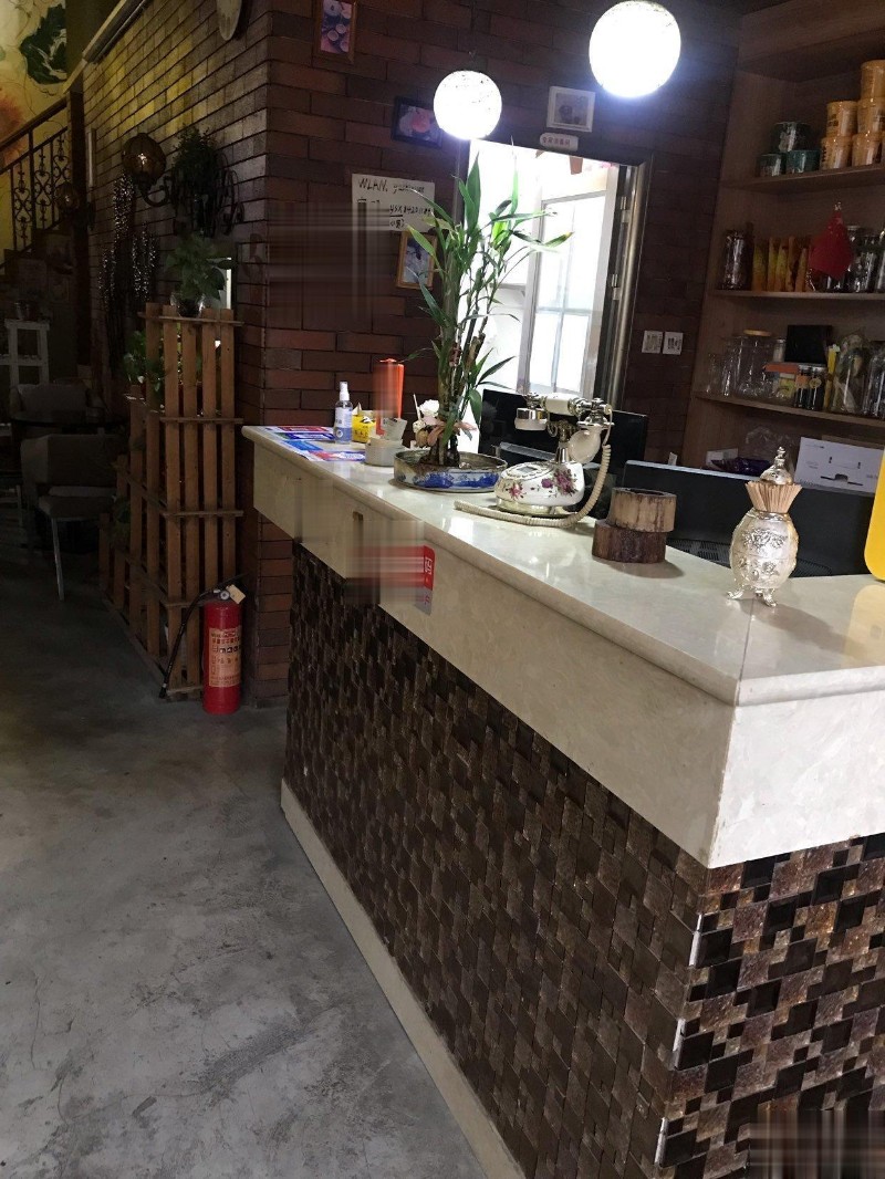 转让长沙华康路156平米休闲茶馆