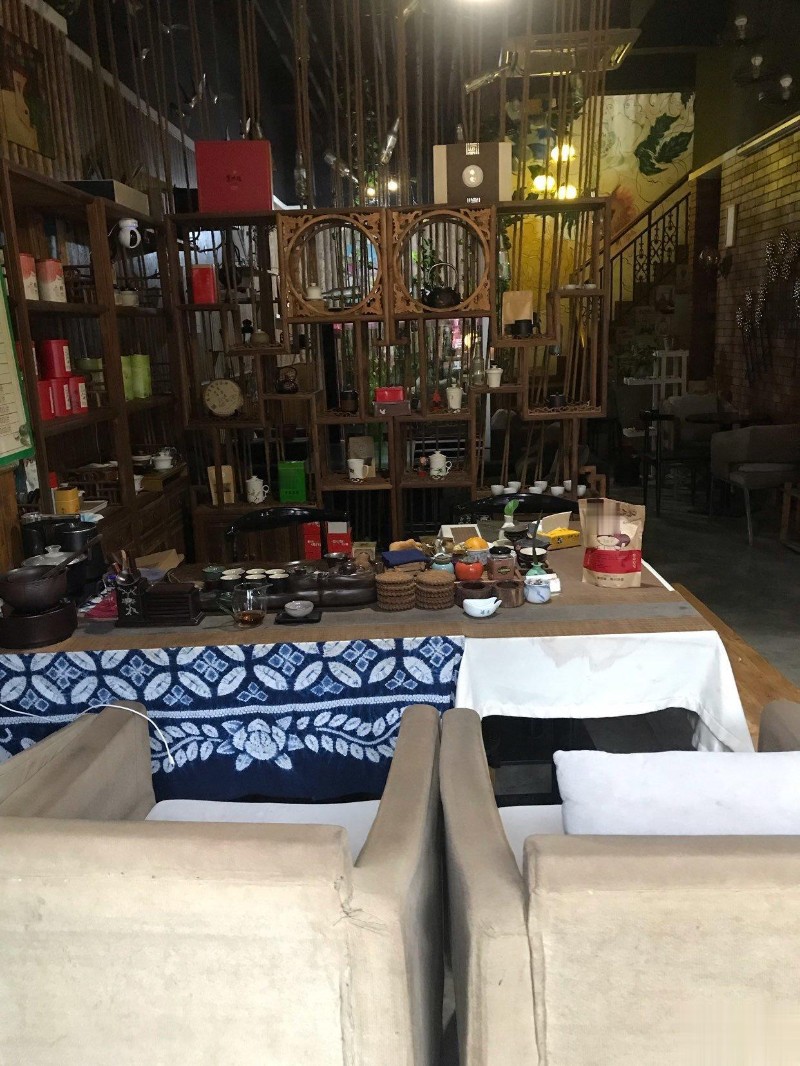 转让长沙华康路156平米休闲茶馆